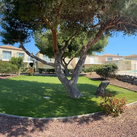 Apartamento Apparemment Rdc Climatisé Avec Piscine, Terrasse Et Parking - App 1502 *