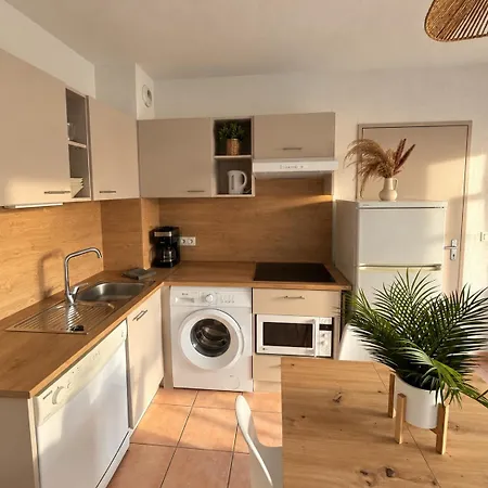 Appartamento Apparemment Rdc Climatisé Avec Piscine, Terrasse Et Parking - App 1502