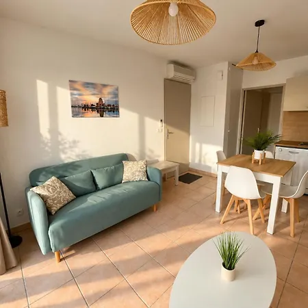 Apparemment Rdc Climatisé Avec Piscine, Terrasse Et Parking - App 1502 Appartamento