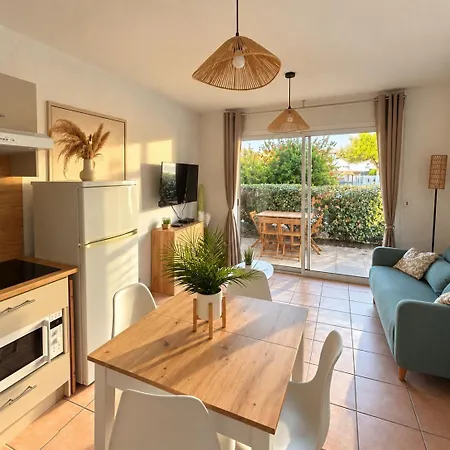 Apparemment Rdc Climatisé Avec Piscine, Terrasse Et Parking - App 1502 Gruissan