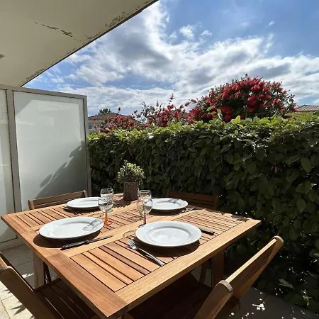 Appartamento Apparemment Rdc Climatisé Avec Piscine, Terrasse Et Parking - App 1502 *