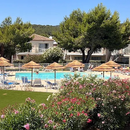 Apparemment Rdc Climatisé Avec Piscine, Terrasse Et Parking - App 1502 Appartamento